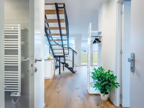 Mark's Penthouse Apartments - Image 5