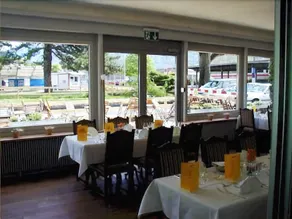 Hotel Du Lac - Image 2