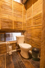 Bambu Gran Palas Hostal Party - Image 5
