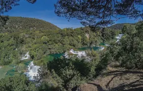 Beautiful Home in Zaboric With Wifi and 3 Bedrooms - Image 4