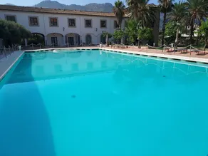 Al Balhara Suites & Spa - Image 2