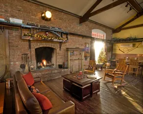 Riley's Railhouse - Image 3