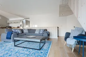 The Cliffside Loft - Distinctly Modern 3BDR Riverside Home - Image 2