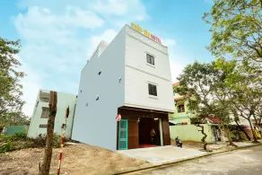 Thao Van Hotel by OYO Rooms - Image 3