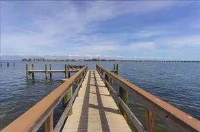 Agréable appartement en copropriété adapté aux familles avec piscine privée | Vue sur l'eau | Proche de la plage - Image 3