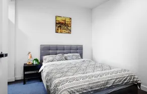 Roomerang at Parque Apartments 7 - Image 2