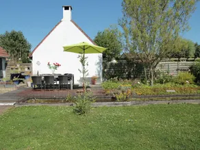 Cosy Cottage in De Panne With Garden - Image 5
