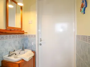 75 Mansfield Road - Image 3