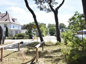 Modern Holiday Home Near Sea in Neuhaus - Image 2