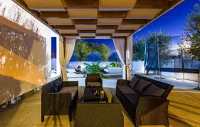 Stunning Home In Radasinovci - Image 2