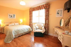 Oldchurch House - Image 5