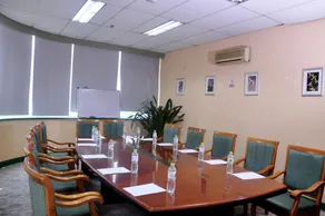 Garden City Hotel - Image 3