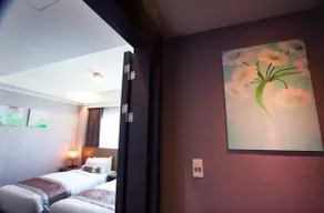 True Friend Hotel - Image 5