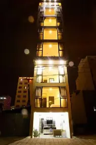 Apple Hotel - Image 4