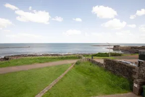 Host Stay Craster Waves - Image 5