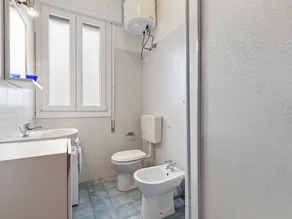 Welcoming Apartment in Rosolina Mare Near the Beach - Image 5