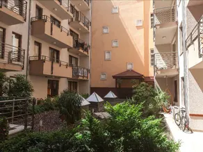 Broadway Hostel & Apartments - Image 3