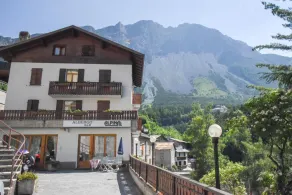 Albergo Alpina - Image 2