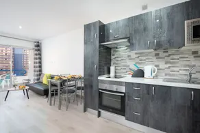 909 Panoramic Studio Ocean View - Image 3