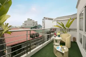 Gem Premier Hotel & Spa - Image 4