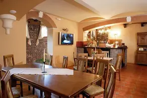 Hotel Palac Wisniewski - Image 5