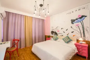 Hand Painted Art Home - Image 4