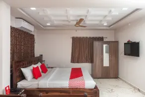 Pmr Guest Inn By OYO Rooms - Image 3