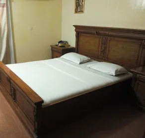 Chic Hotel - Image 4