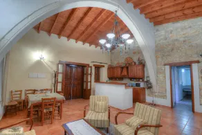 Komi Lofou Traditional House - Image 5