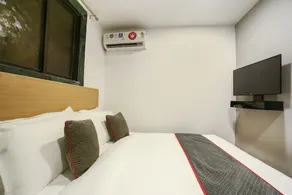 OYO Flagship 573 Chakala Sahar Road - Image 3