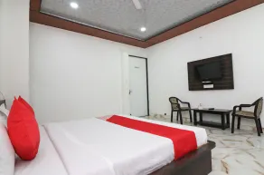 Maha Nandini Resort by OYO Rooms - Image 2