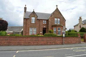 Cross Haven Guest House - Image 4