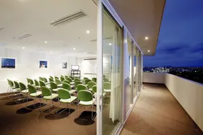 Amity Apartment Hotel South Yarra - Image 2