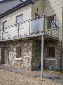 17 Canons Lane, Clifden - Image 4