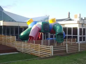 Christies Beach Hotel - Image 4