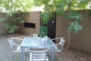 Adelaide DressCircle Apartments - Image 4