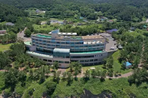 Marine Hotel - Image 5