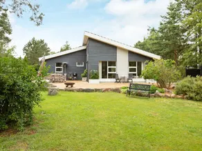 Alluring Holiday Home in Zealand With Sauna - Image 5
