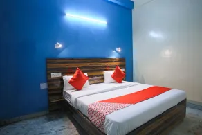 Silver Villa by OYO Rooms - Image 2