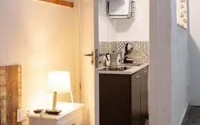 Fortress Jacuzzi Suites - Image 4
