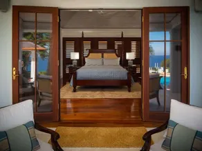 Sunny Vacation Villa at 1 - Image 4
