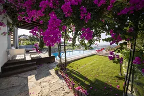 House With Amazing Sea View and Pool in Gumusluk - Image 5