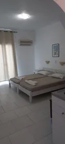 Jimmy's cheap rooms - Image 2