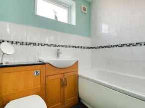 Cosy Holiday Home in Leicester Near National Space Centre - Image 3