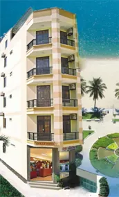 Queen Hotel - Image 3