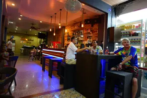 Sabai Dee Patong Guesthouse - Image 3