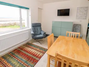 1 Beach Cottages - Image 2