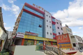 OYO 40635 Hotel Shloka - Image 5