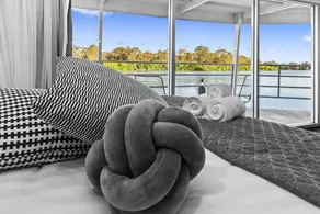 Murray River Queen - Image 3