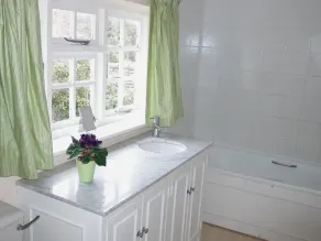 Winterbourne Cottage - Image 4